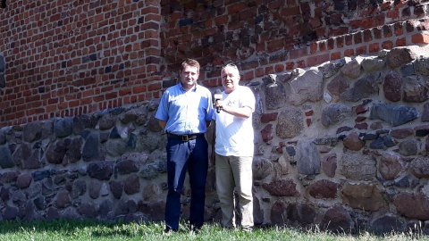Wojciech Sobociński rozmawiał z prezesem Nadgoplańskiego Towarzystwa Historycznego, Przemysławem Bohonosem. Fot. Sławomir Nowak.