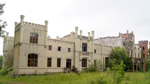 Ruiny pałacu w Janowie, fot: Henryk Żyłkowski