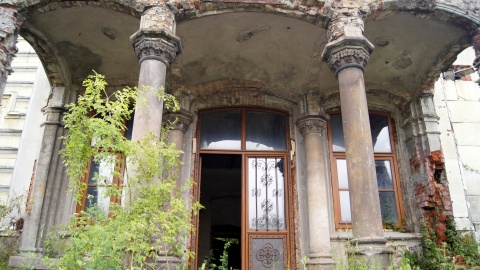 Ruiny pałacu w Janowie, fot: Henryk Żyłkowski