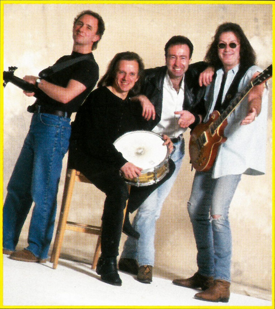 Paul Rodgers i jego zespół, z albumu "PAUL RODGERS LIVE - The Loreley Tapes..."
