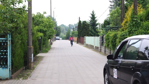 Utwardzona i wybrukowana ulica Słoneczna w Pakości. Fot. Henryk Żyłkowski