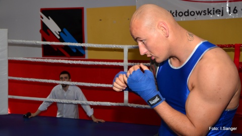 Paweł Kołodziej i Artur Szpilka zaprezentowali się na otwartym treningu przed sobotnią galą Wojak Boxing Night w Bydgoszczy.