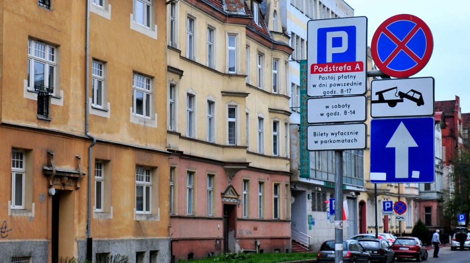 Od 2 maja w Bydgoszczy funkcjonuje poszerzona strefa parkowania. Oprócz strefy zasadniczej - A, zorganizowano drugą - B. Fot. Ireneusz Sanger