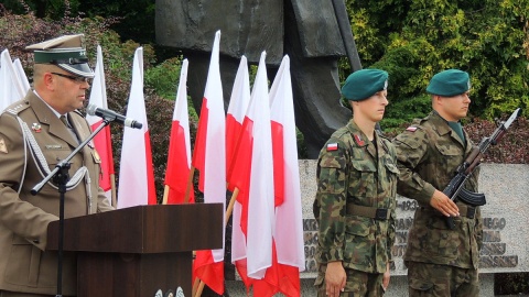 Uroczystości odbyły się pod pomnikiem Józefa Piłsudskiego. Fot. Adriana Andrzejewska
