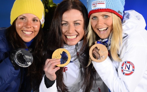 Biegi narciarskie w Soczi  Justyna Kowalczyk otrzymała złoty medal