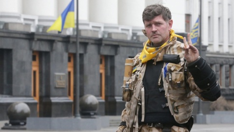 Sytuacja na Ukrainie: prezydent w Charkowie, demonstranci przejęli budynek prezydenta, Tymoszenko wolna