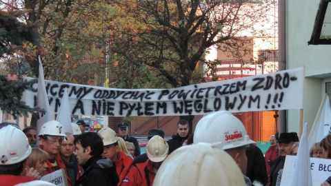Protest górników i mieszkańców w Białych Błotach