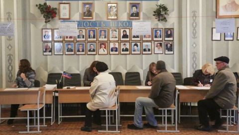 W Donbasie nieuznawane przez Kijów wybory