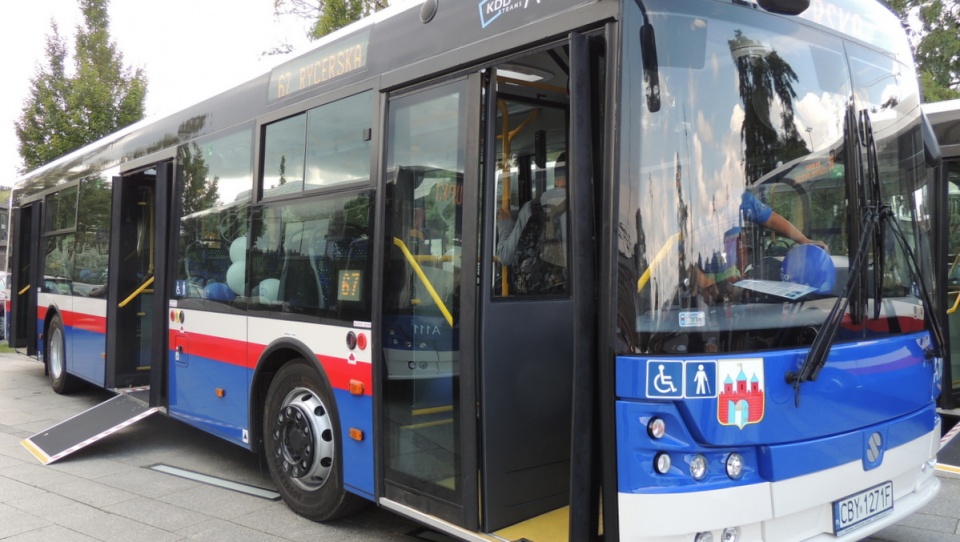 Nowe autobusy będą niskopodłogowe, wyposażone w klimatyzację i wi-fi. Fot. Tatiana Adonis