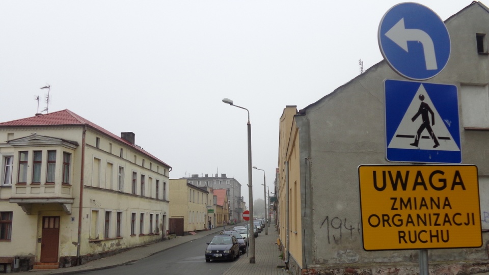 Przepisy nadgminnie są łamane na ulicy Mestwina. Fot. Marcin Doliński