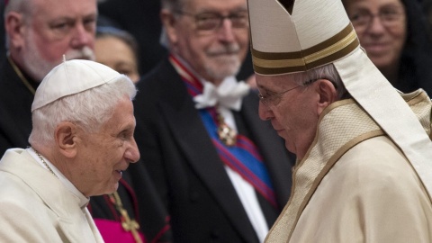 Konsystorz pod przewodnictwem Franciszka i z udziałem Benedykta XVI