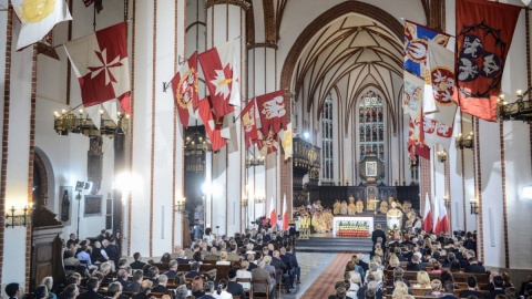 Msza św. w warszawskiej archikatedrze zainaugurowała prezydenturę Andrzeja Dudy