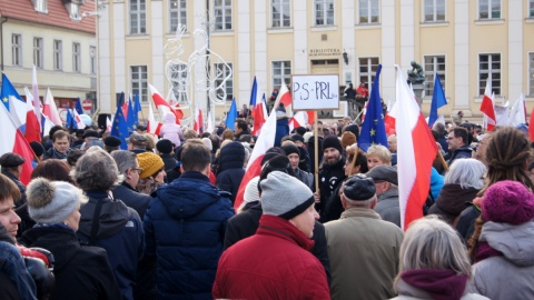 Dwie manifestacje w sercu Bydgoszczy