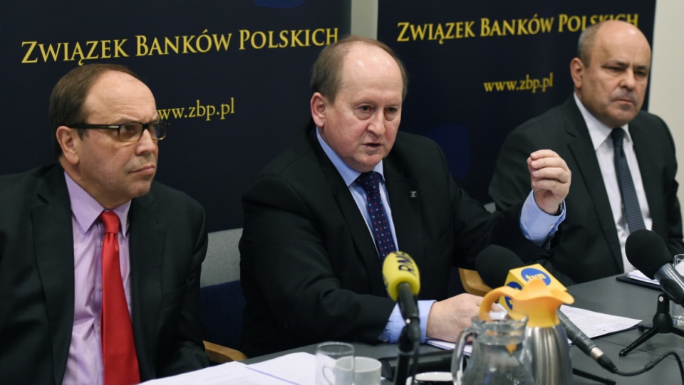 "Nie jest możliwe, aby kredyt był nieodpłatny" - powiedział w trakcie konferencji wiceprezes ZBP Jerzy Bańka. Fot. PAP/Radek Pietruszka