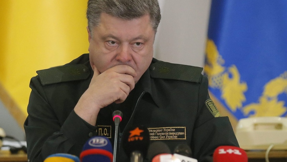 Prezydent Ukrainy oznajmił, że jeśli porozumienie pokojowe nie będzie realizowane, ogłosi stan wojenny na terytorium całego kraju. Fot. PAP/EPA