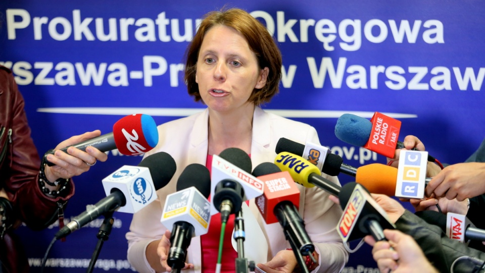 Rzeczniczka praskiej prokuratury Renata Mazur potwierdziła na konferencji prasowej, że ujawnione w sieci akta pochodzą ze śledztwa w sprawie podsłuchów. Fot. PAP/Leszek Szymański