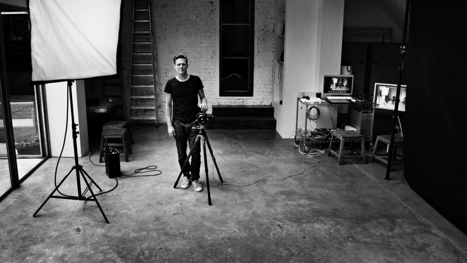 Autoportret Bryana Adamsa, który zaprezentuje swoje fotografie podczas Festiwalu Camerimage 2015