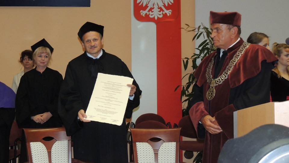 Tomasz Zaboklicki jest pierwszą osobą ze środowiska gospodarki i biznesu, która otrzymała tytuł doktora honoris causa Uniwersytetu Technologiczno-Przyrodniczego w Bydgoszczy. Fot. Tatiana Adonis