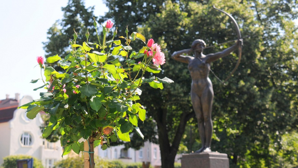 Park odzyskał swój historyczny wygląd, odrestaurowana została rzeźba Łuczniczki. Fot. Ireneusz Sanger
