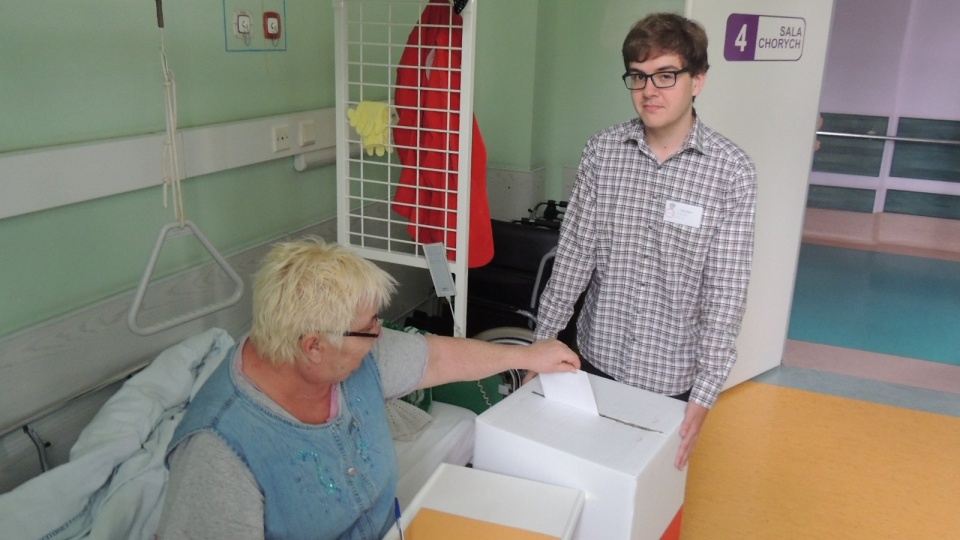 Głosować mogli np. pacjenci przebywający w Szpitalu Miejskim w Toruniu. Fot. Michał Zaręba