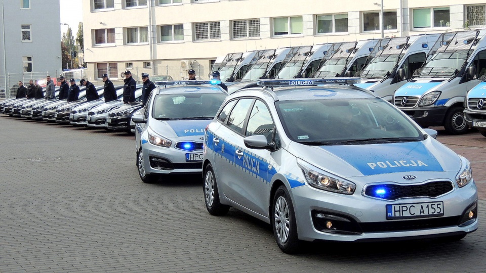 Uroczystość przekazania radiowozów odbyła się na placu Oddziału Policji Prewencji KWP w Bydgoszczy. Fot. Monika Siwak-Waloszewska