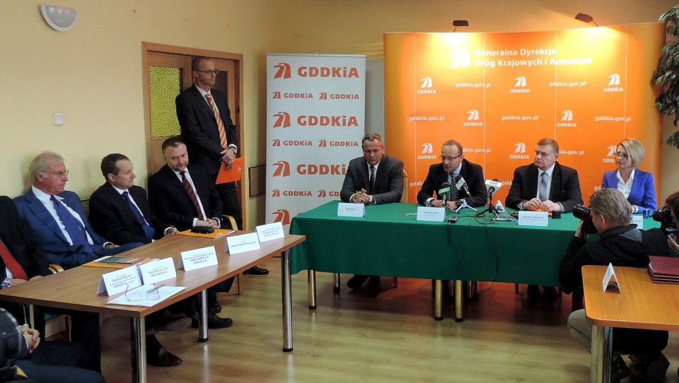 Uroczystość odbyła się w bydgoskim oddziale Generalnej Dyrekcji Dróg Krajowych i Autostrad. Fot. Lech Przybyliński