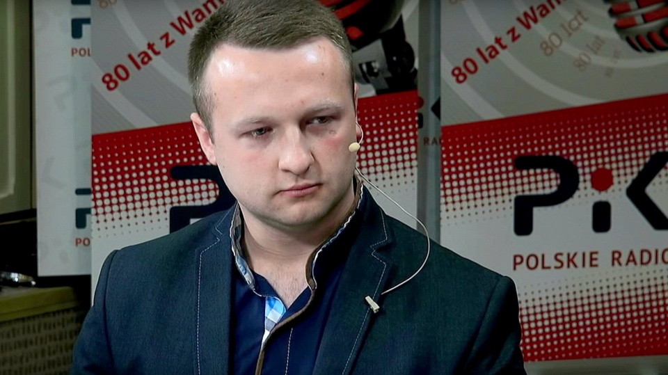 Paweł Szramka podczas przedwyborczej debaty w studiu Polskiego Radia PiK
