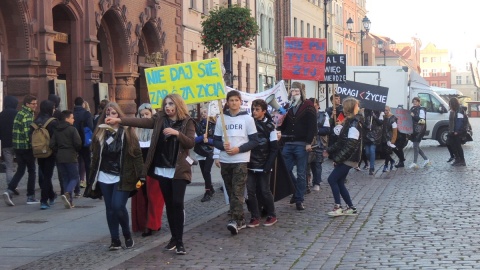 Kampania w Toruniu przeciwko uzależnieniom