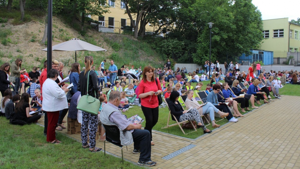 Ponad 200 osób uczestniczyło we wspólnym czytaniu książek w Świeciu. Fot. Marcin Doliński