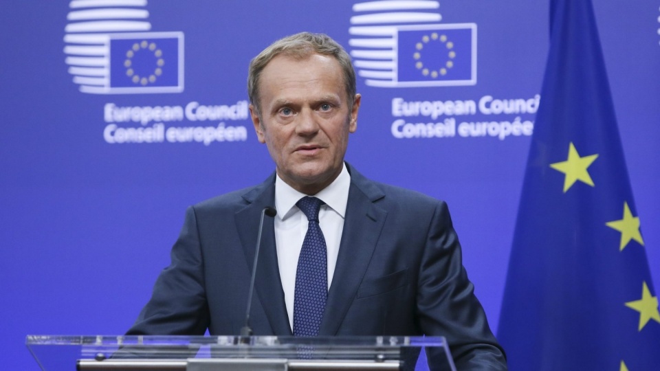 UE jest przygotowana na negatywny scenariusz - powiedział szef Rady Europejskiej Donald Tusk, komentując wynik brytyjskiego referendum, w którym większość opowiedziała się za opuszczeniem Unii. Fot. PAP/EPA