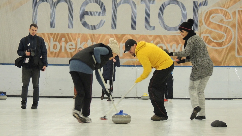 18 grudnia odbędzie się w Toruniu kolejna Świąteczna Bitwa Gwiazd w curlingu. Fot. archiwum PR PiK