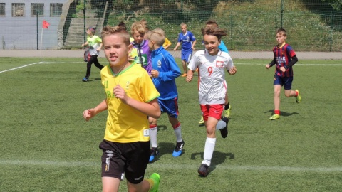 Darmowe treningi piłkarskie dla 300 dzieci w Bydgoszczy