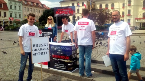 Gorące emocje wokół akcji referendalnej w Bydgoszczy