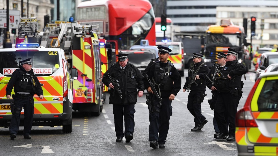 Po wydarzeniach w Londynie trwa "pełne dochodzenie antyterrorystyczne" - poinformowała policja na konferencji prasowej. Fot. PAP/EPA/ANDY RAIN