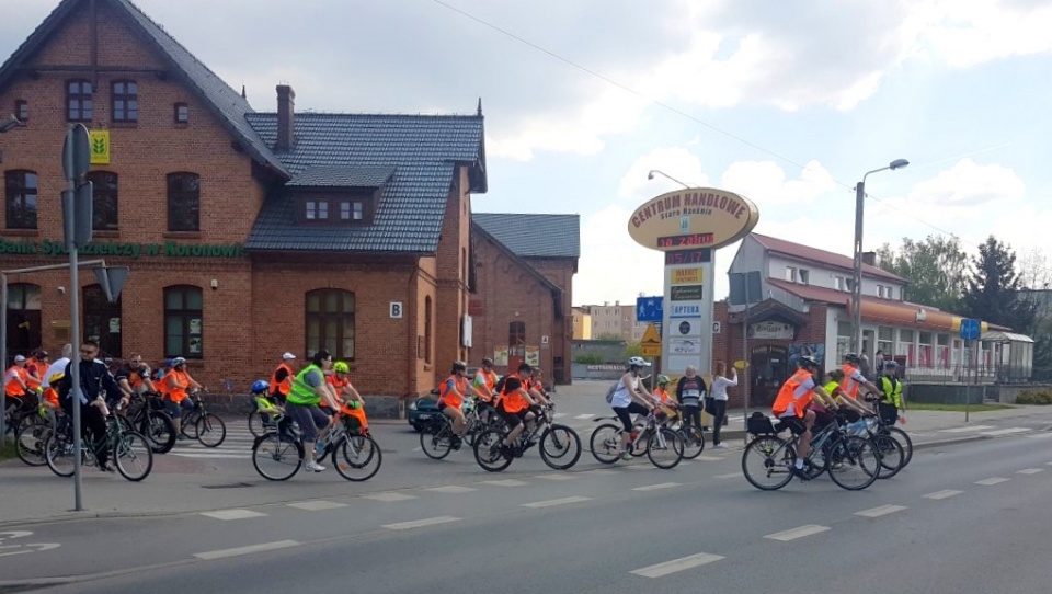 Rowerzyści mieli okazję pokonać trzy trasy. Fot. KWP w Bydgoszczy