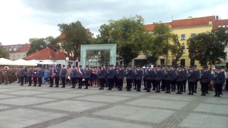 Na rynku w Chełmnie odbyły się dzisiaj wojewódzkie obchody Święta Policji. Fot. Marcin Doliński