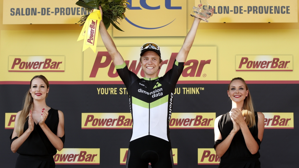Na zdjęciu Norweg Edvald Boasson Hagen, triumfator 19. etapu Tour de France 2017. Fot. PAP/EPA/YOAN VALAT