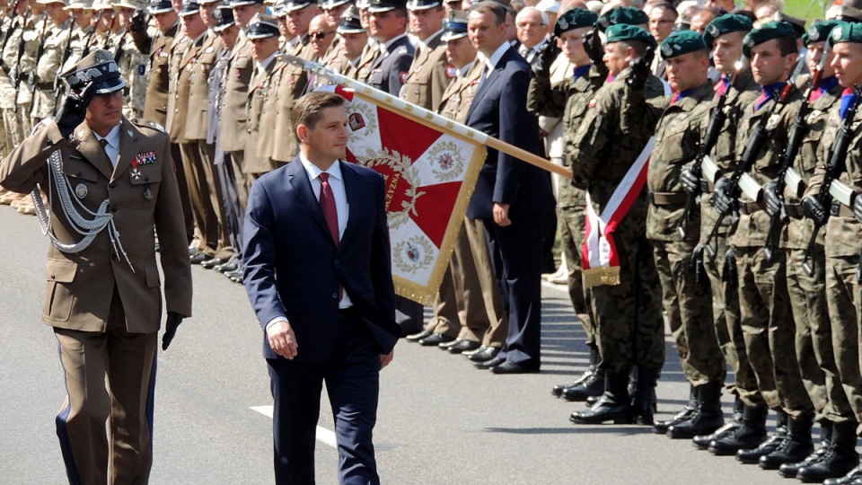 W bydgoskich uroczystościach z okazji Święta Wojska Polskiego, uczestniczył wiceminister obrony narodowej, Bartosz Kownacki. Fot. Damian Klich