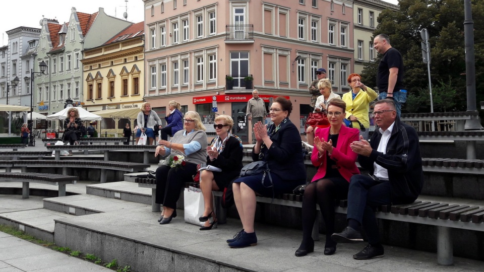 W Bydgoszczy fragmentów "Wesela" można było wysłuchać w amfiteatrze przy ul. Mostowej. Fot. Tatiana Adonis