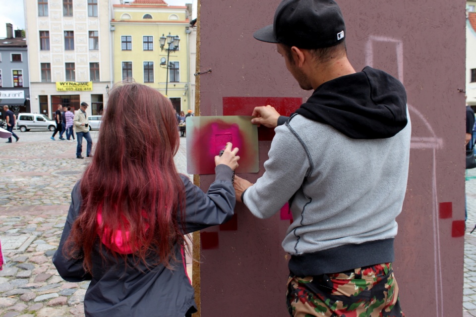 W samym centrum miasta zorganizowano warsztaty parkour, graffiti, i rap/bitbox. Fot. Monika Kaczyńska
