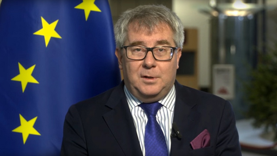 Zdaniem Ryszarda Czarneckiego - wiceprzewodniczącego Parlamentu Europejskiego, Polska nie zostanie ukarana żadnymi sankcjami. Fot. Zrzut ekranu