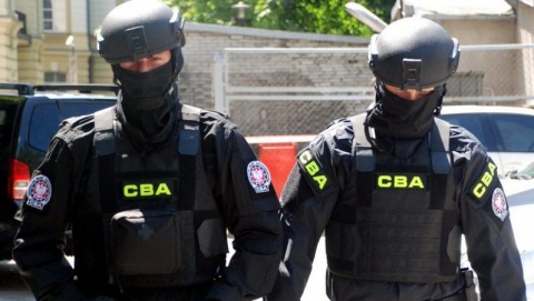 Dwie operacje specjalne CBA - zatrzymanych 6 osób wz. z łapówkami - 50 tys. zł i 500 tys. euro