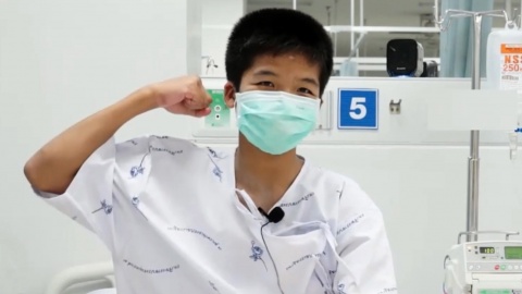 Chłopcy uwolnieni z jaskini w Tajlandii wyjdą ze szpitala w czwartek