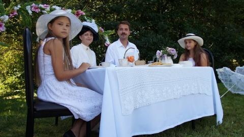Marszałek Piłsudski wraz z żoną i córkami zawitali do Sępólna Krajeńskiego