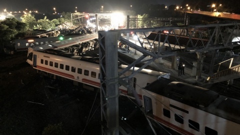 Co najmniej 17 ofiar śmiertelnych katastrofy kolejowej na Tajwanie