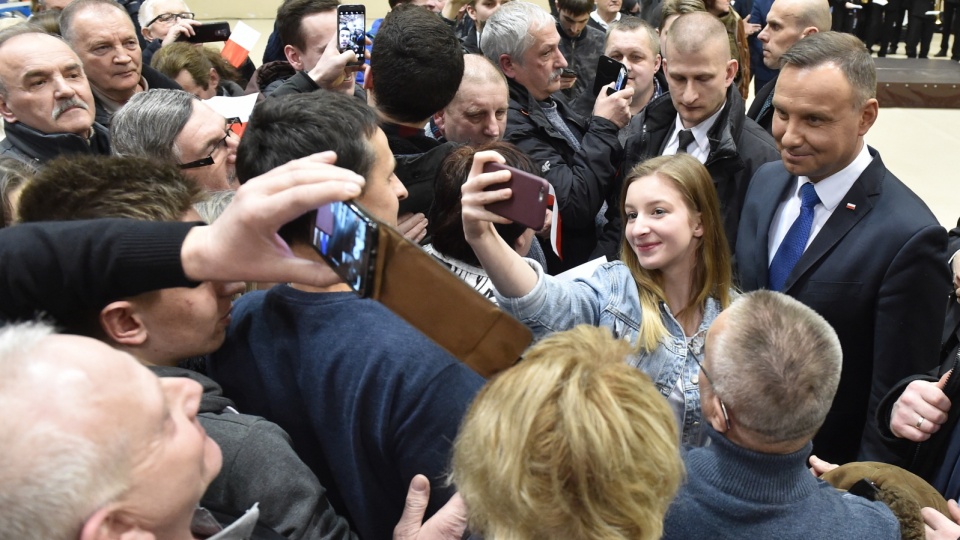 Prezydent Andrzej Duda podczas spotkania z mieszkańcami Bochni. Fot. PAP/Jacek Bednarczyk