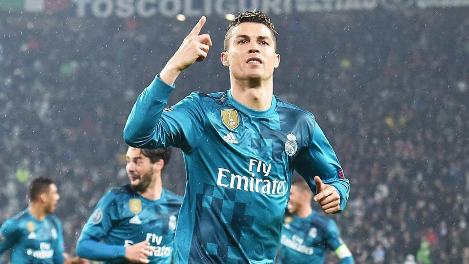 Na zdjęciu Cristiano Ronaldo, który cieszy się po strzeleniu gola dla Realu Madryt w ćwierćfinałowym meczu Ligi Mistrzów z Juventusem Turyn. Fot. PAP/EPA/ANDREA DI MARCO