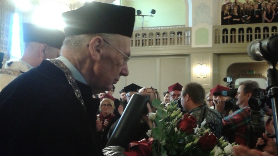 UKW jest czwartą uczelnią w kraju, która nadał tytuł doktora honoris causa profesorowi Michałowi Głowińskiemu. Fot. Ewa Dąbska