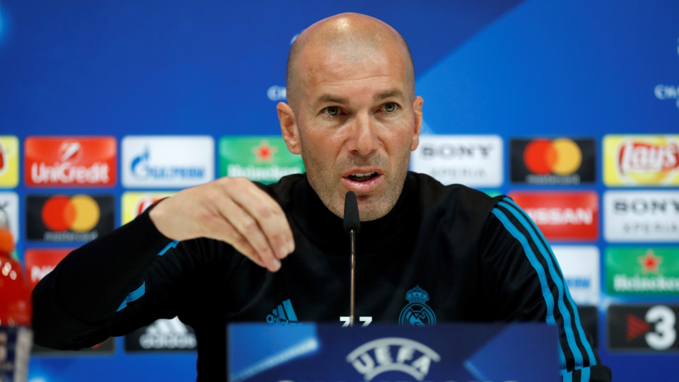Na zdjęciu Zinedine Zidane podczas konferencji prasowej przed rewanżowym meczem półfinałowym Ligi Mistrzów 2017/2018 z Bayernem Monachium. Fot. PAP/CHEMA MOYA