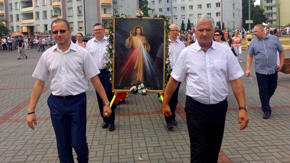 Tłumy bydgoszczan przeszły dziś w procesjach ulicami miasta. Fot. Kamila Zroślak